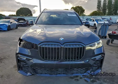 2021 BMW X7 M50I z USA, uszkodzony, nr VIN 5UXCX6C06M9H34992
